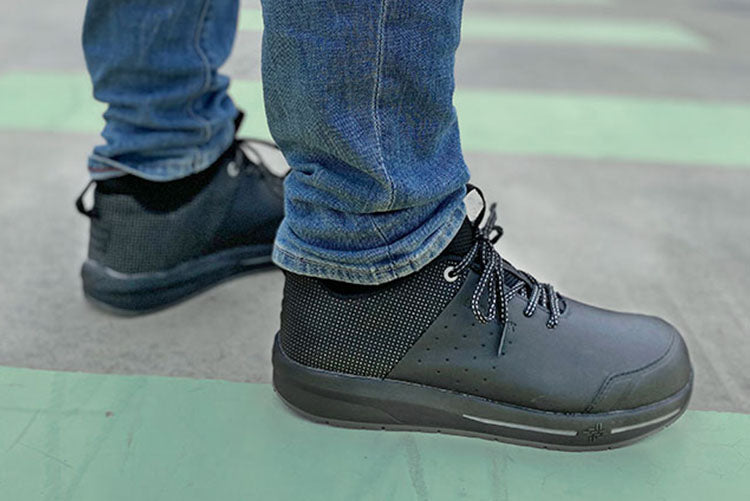 Wetgeving voor veiligheidsschoenen: aan welke eisen moeten je schoenen voldoen?